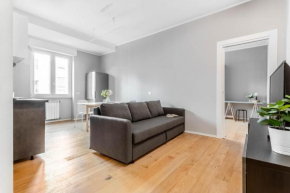 JOIVY Charming flat with desk